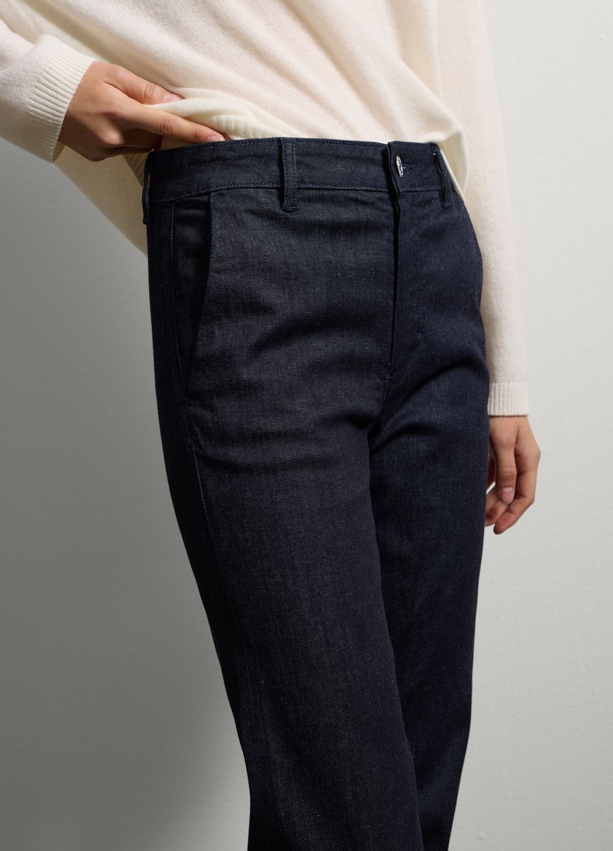 Klassische Stoffhose mit Bügelfalte