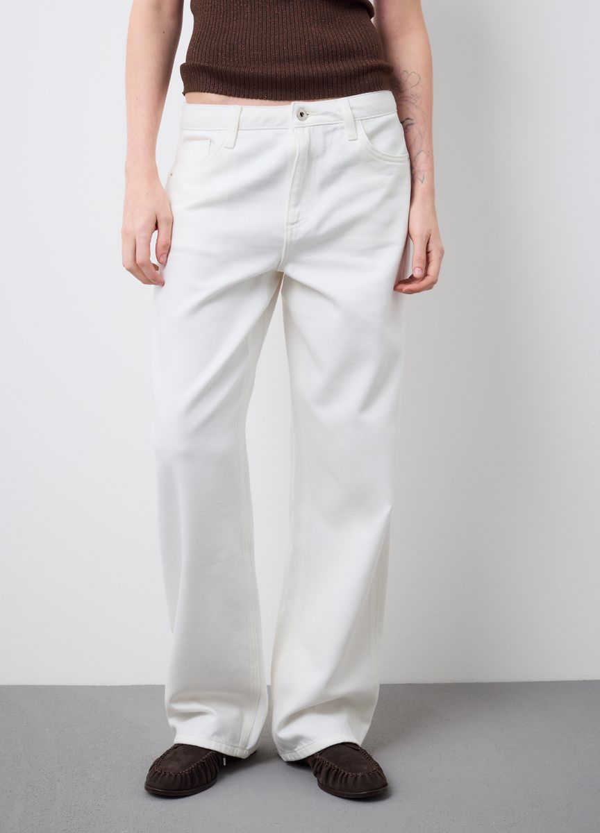 Klassische Stoffhose mit Bügelfalte
