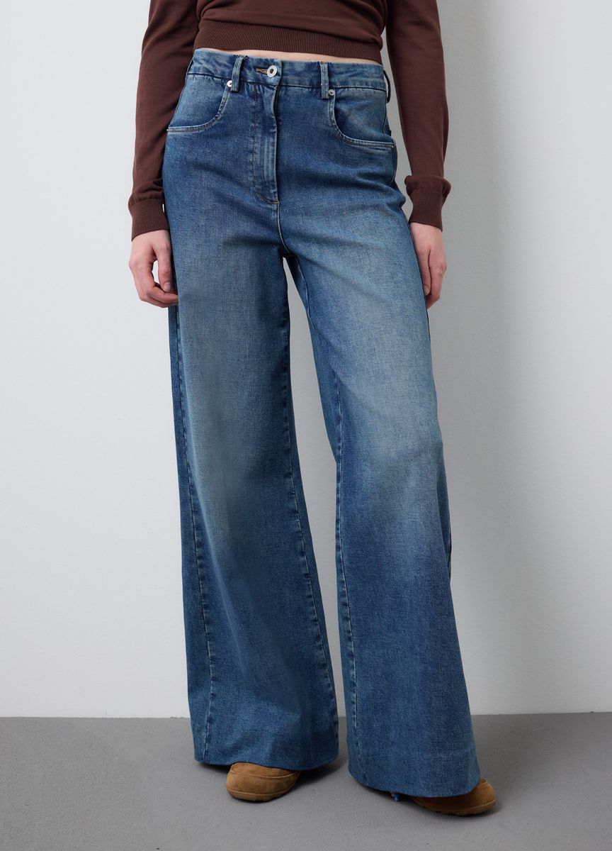 Klassische Stoffhose mit Bügelfalte