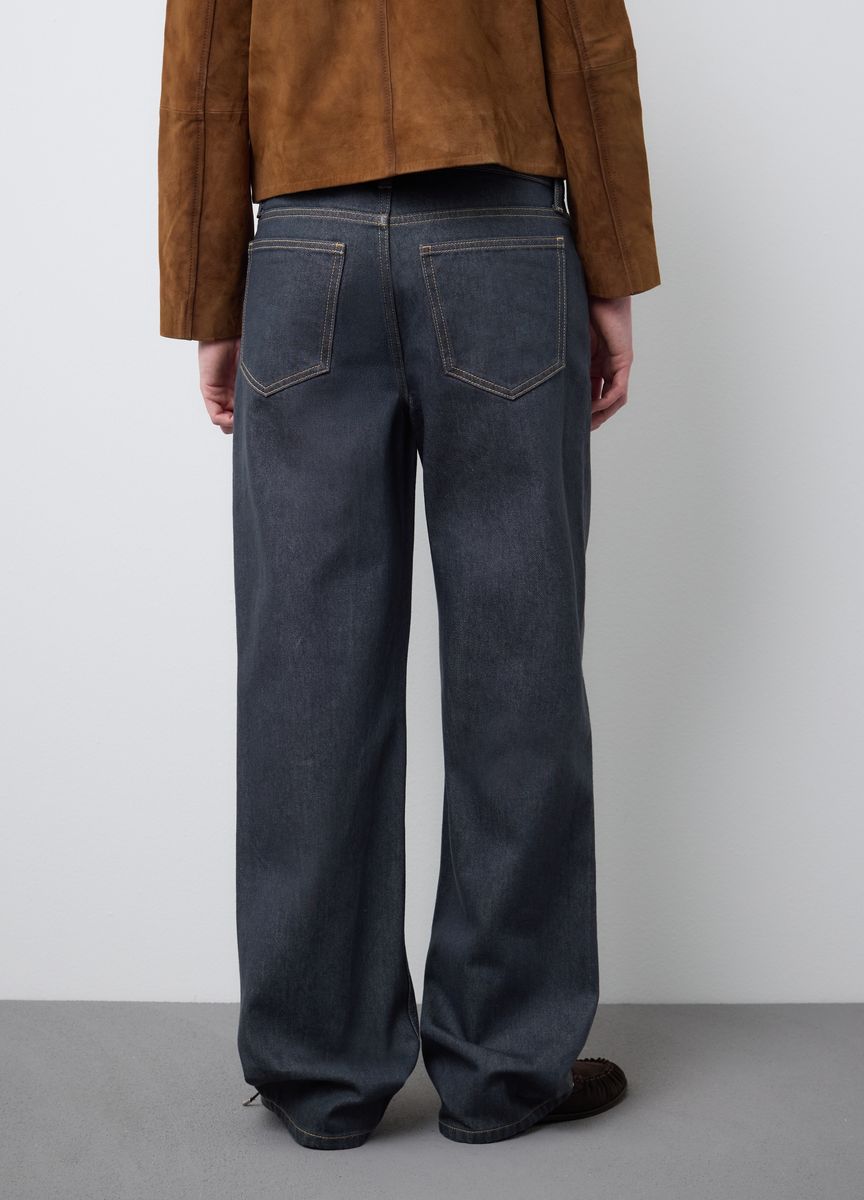 Klassische Stoffhose mit Bügelfalte