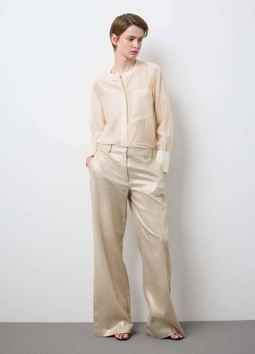 Klassische Stoffhose mit Bügelfalte