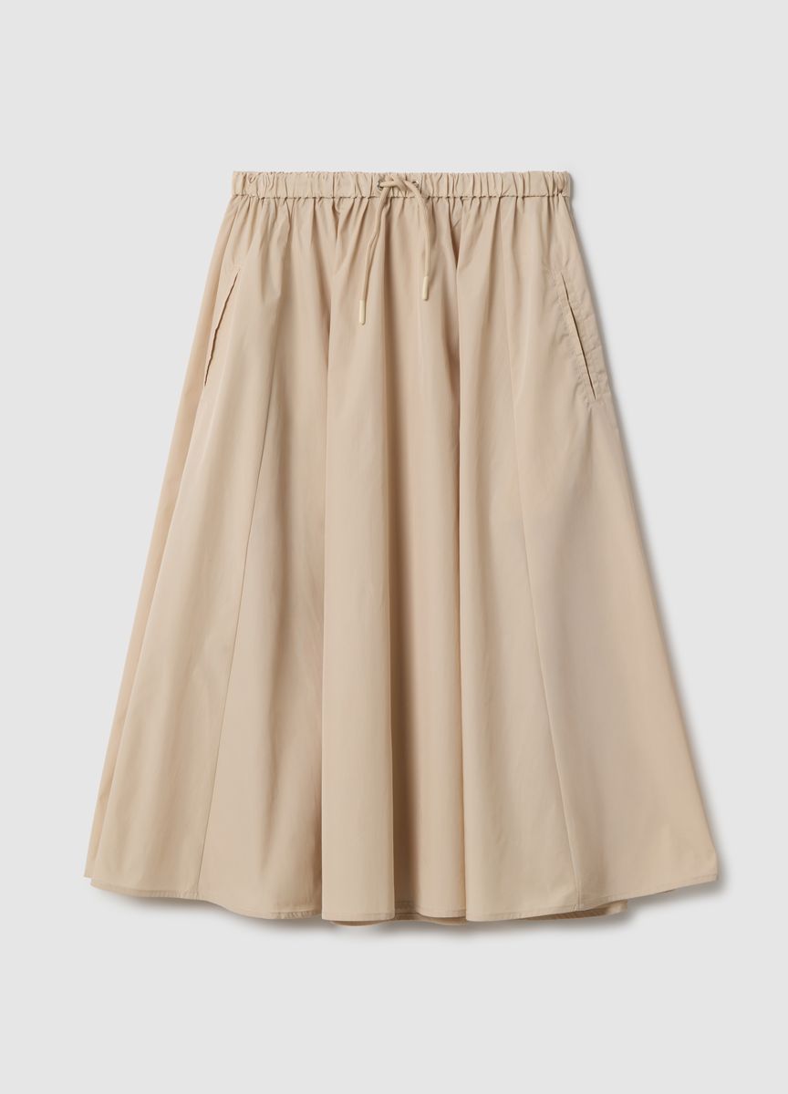 Klassische Stoffhose mit Bügelfalte