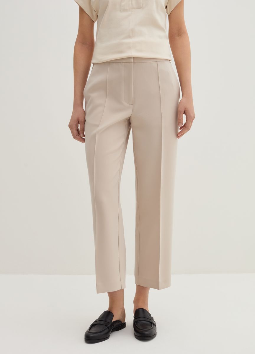 Klassische Stoffhose mit Bügelfalte
