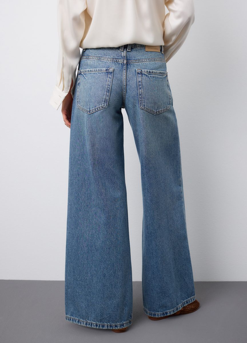 Klassische Stoffhose mit Bügelfalte