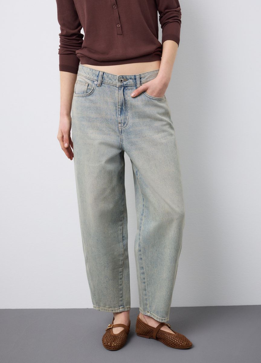 Klassische Stoffhose mit Bügelfalte