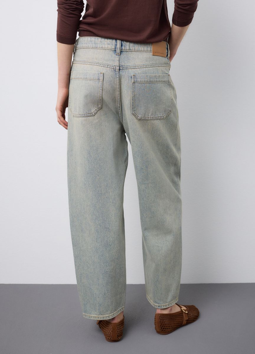 Klassische Stoffhose mit Bügelfalte