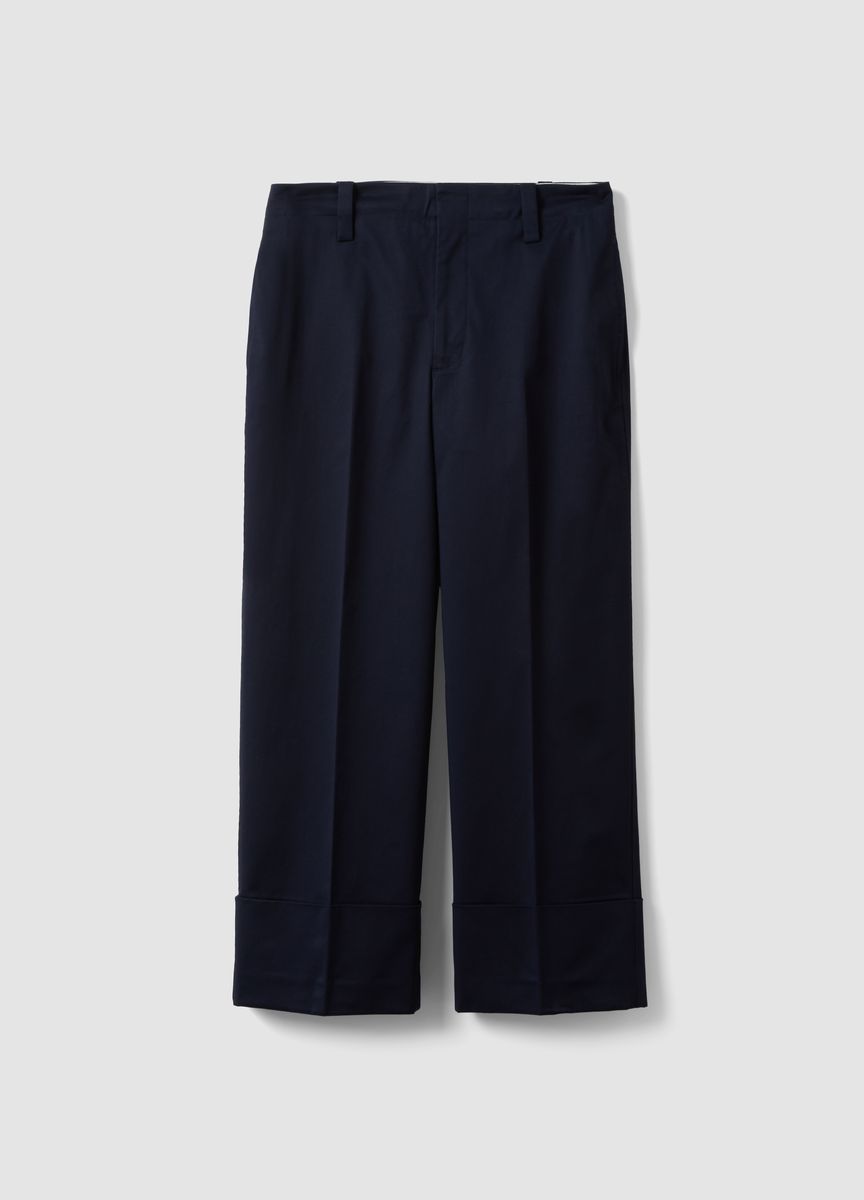 Klassische Stoffhose mit Bügelfalte