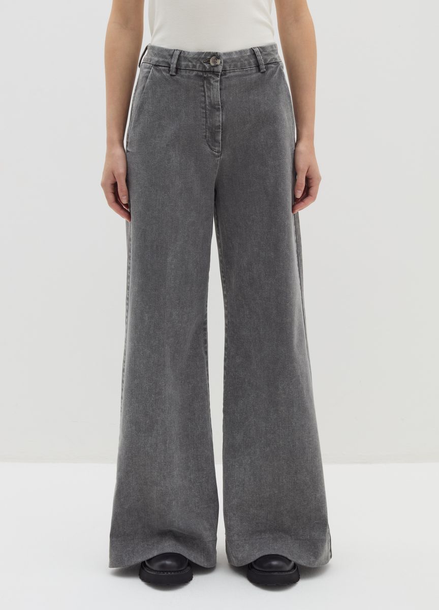 Klassische Stoffhose mit Bügelfalte