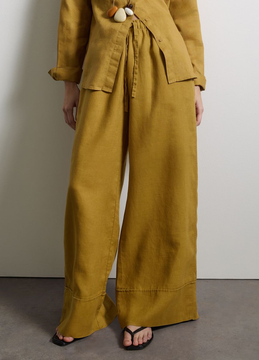 Klassische Stoffhose mit Bügelfalte