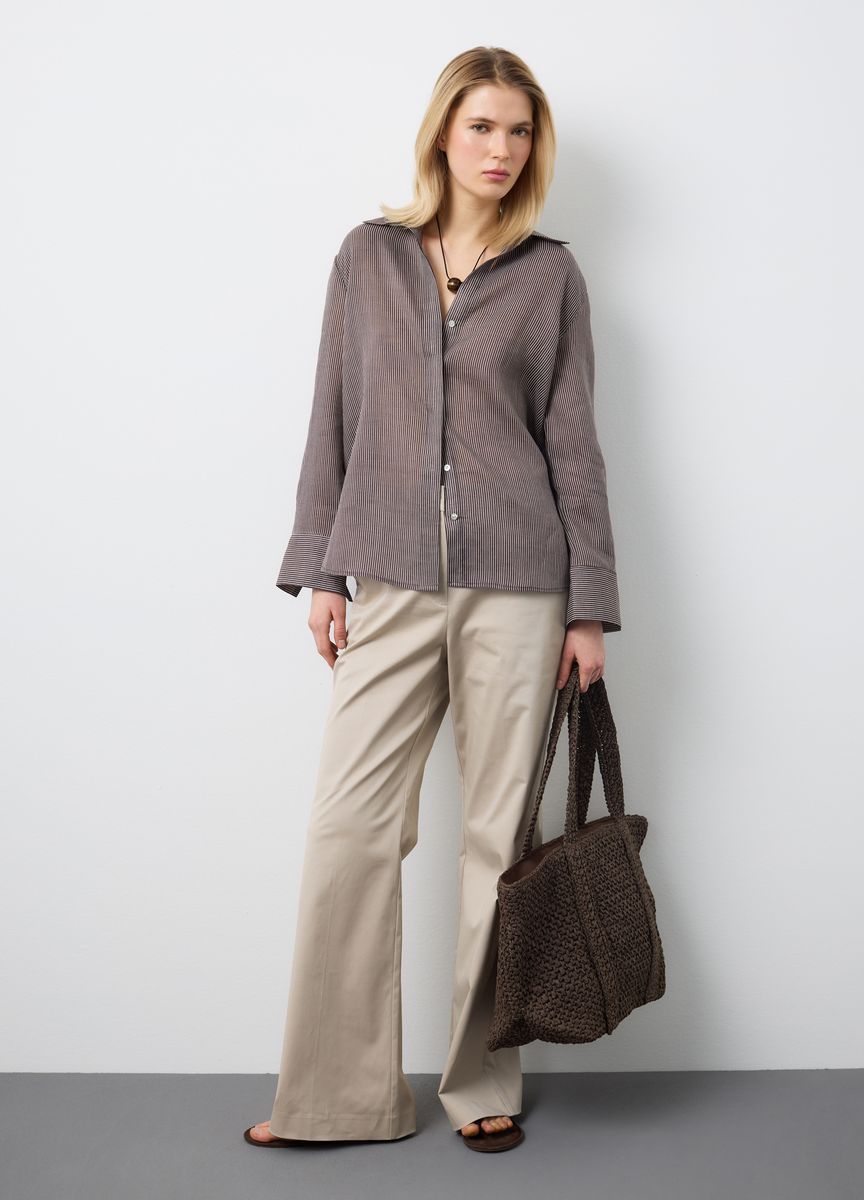 Klassische Stoffhose mit Bügelfalte