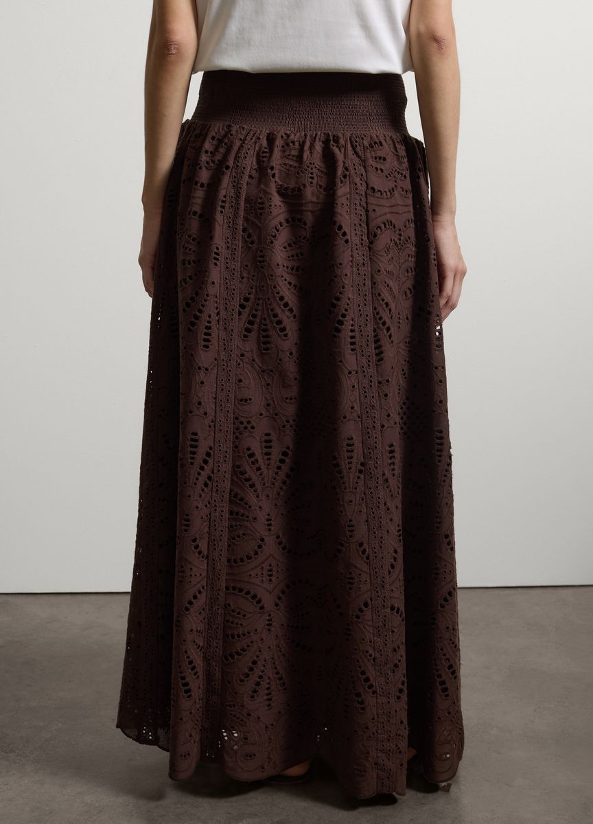 Klassische Stoffhose mit Bügelfalte