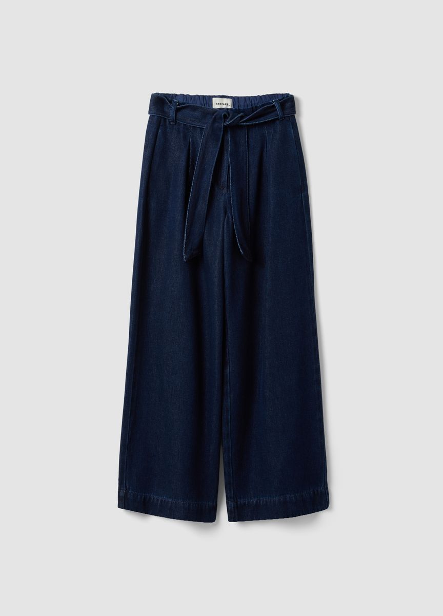 Klassische Stoffhose mit Bügelfalte