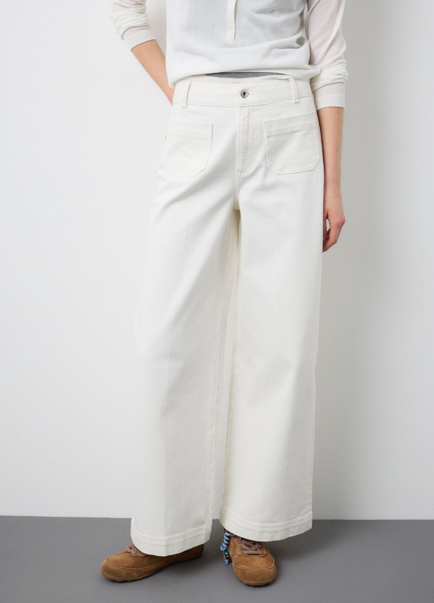 Klassische Stoffhose mit Bügelfalte