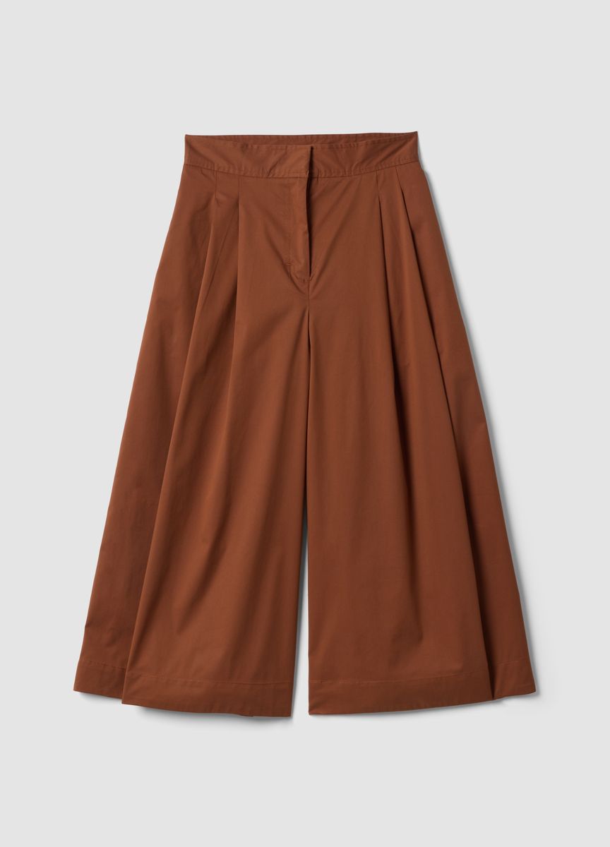 Klassische Stoffhose mit Bügelfalte