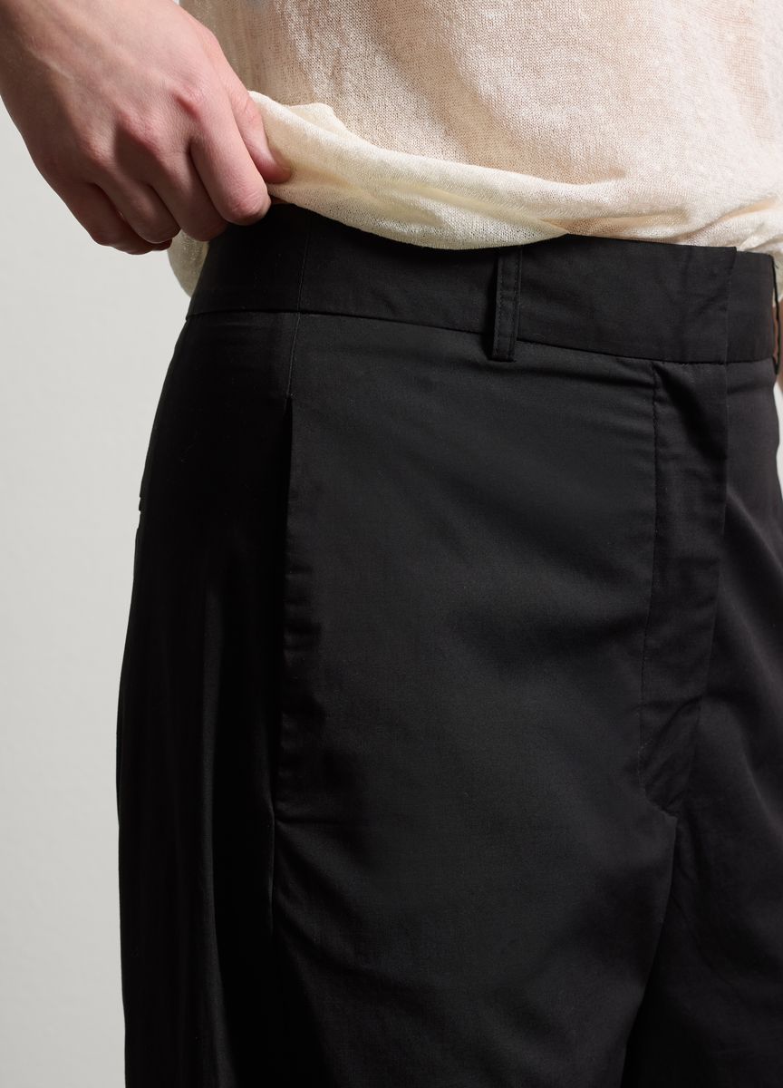 Klassische Stoffhose mit Bügelfalte