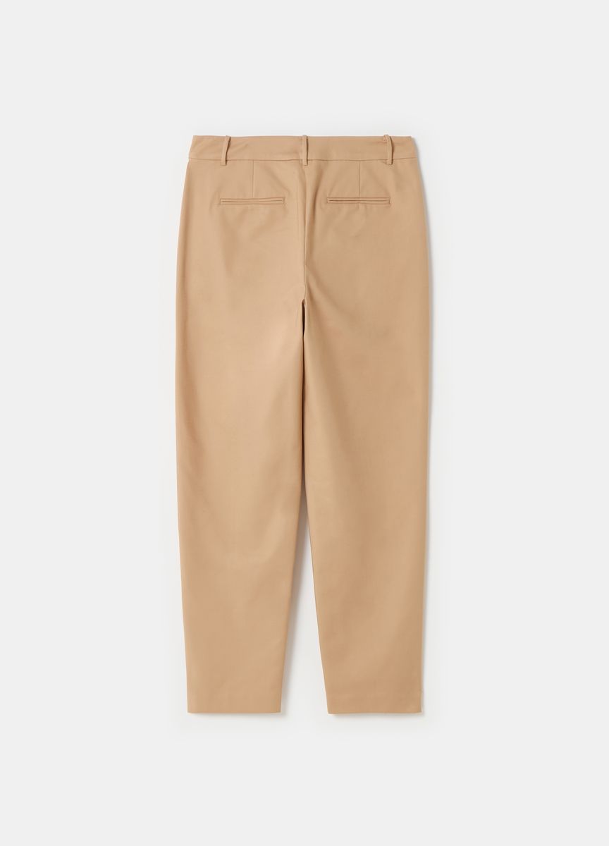 Klassische Stoffhose mit Bügelfalte