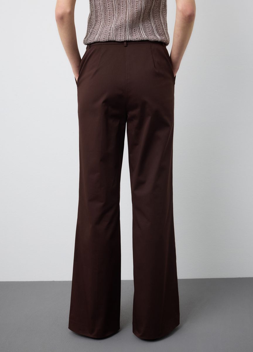 Elegante Anzughose mit weitem Bein
