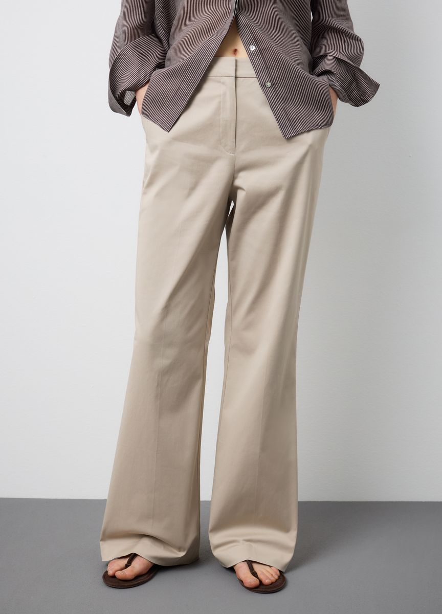 Elegante Anzughose mit weitem Bein