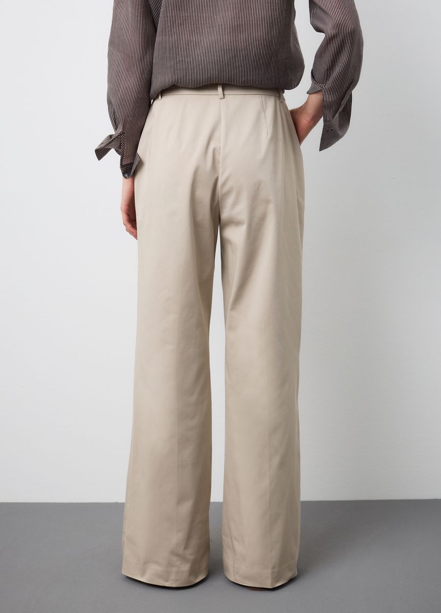 Elegante Anzughose mit weitem Bein