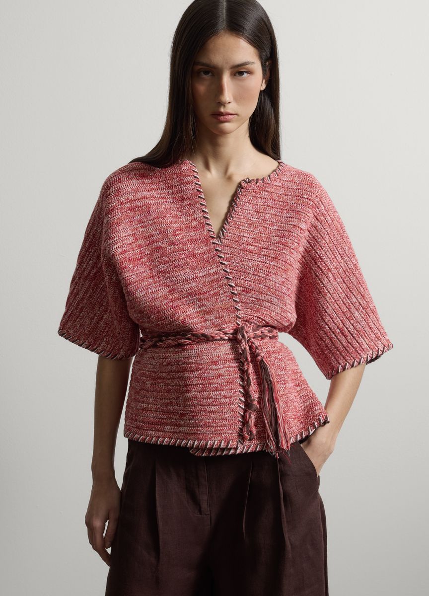 Asymmetrischer V-Ausschnitt-Strickpullover