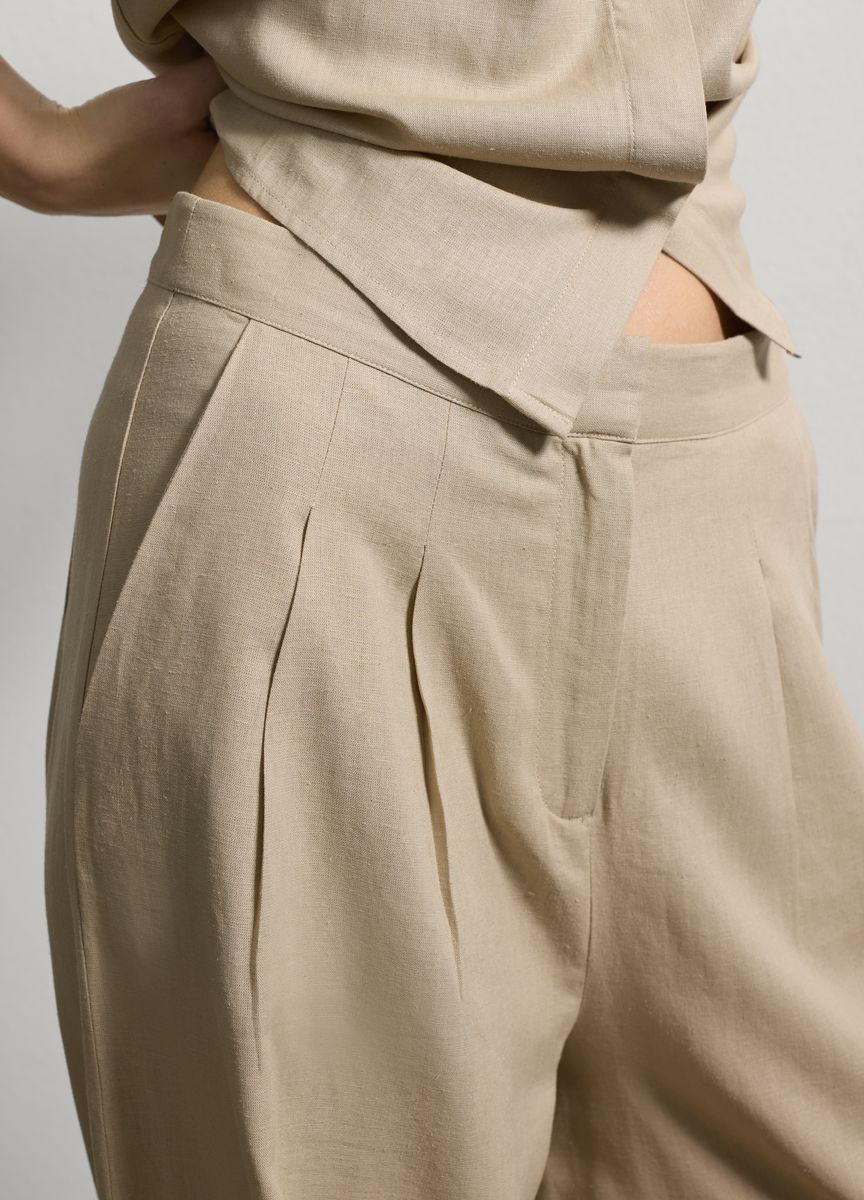 Strukturierter Rippstrick-Raglanpullover
