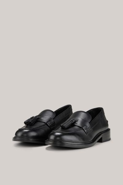 Klassische Leder-Loafer mit Quasten