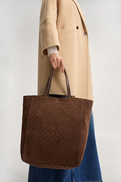 Shopper aus Wildleder mit Logo-Prägung