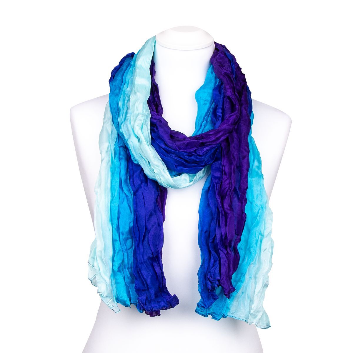 Seidenschal mit Knitteroptik