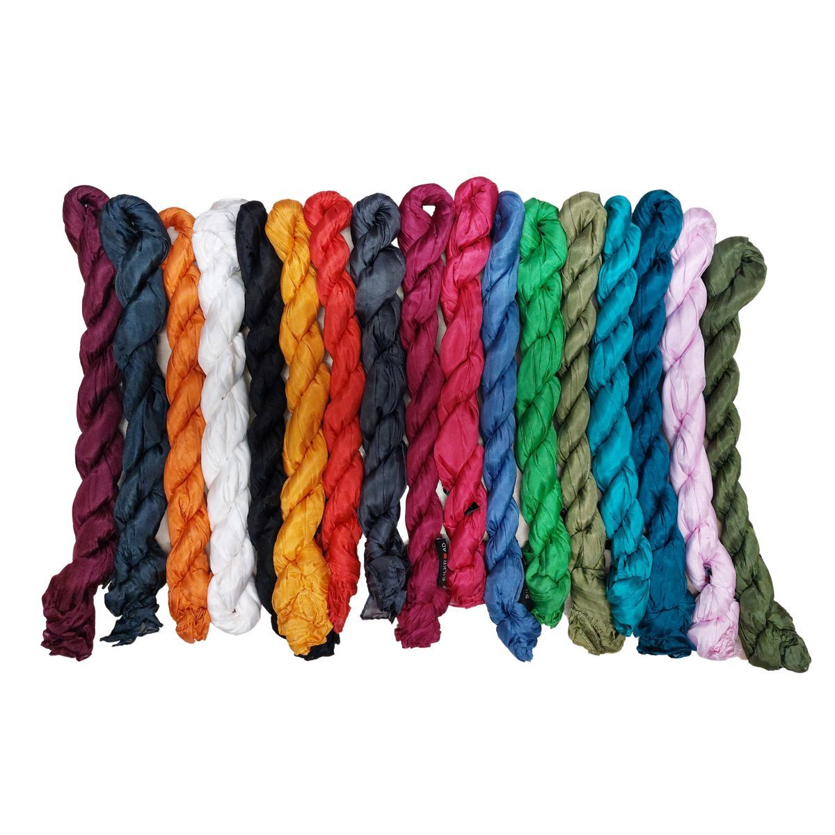 Übergroßer Seidenschal in Knitteroptik