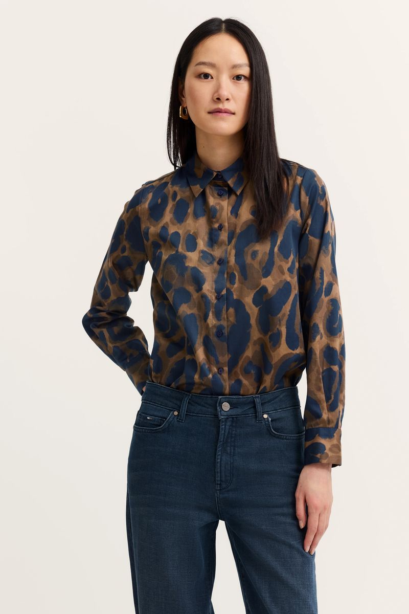 Baumwollbluse mit abstraktem Leopardenmuster