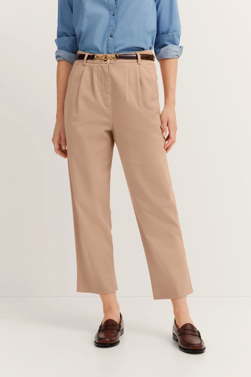 Elegante Bügelfalten-Chino mit Bundfalten