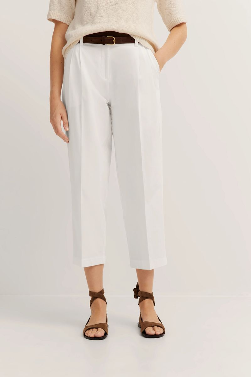 Elegante Chino mit Bundfalte