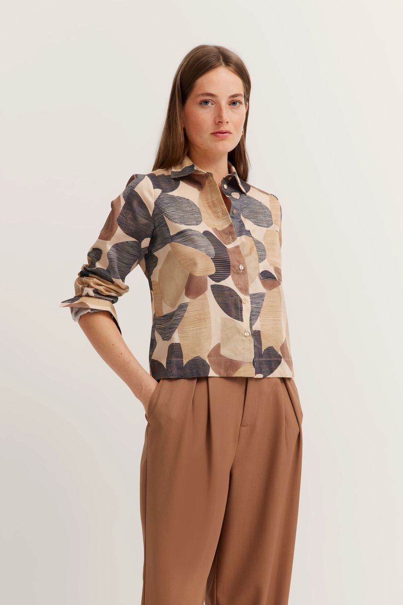 Baumwollbluse mit abstraktem Geometriemuster