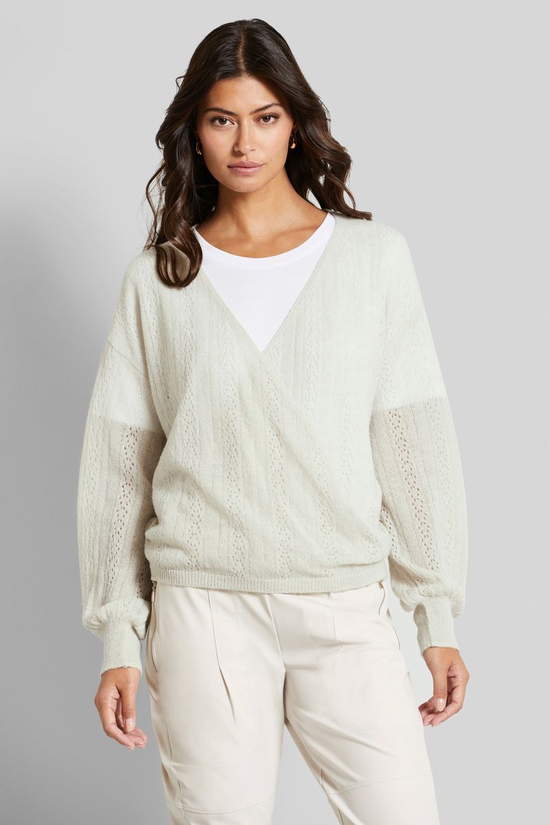 Leichter Alpaka-Wickelpullover mit Lochmuster
