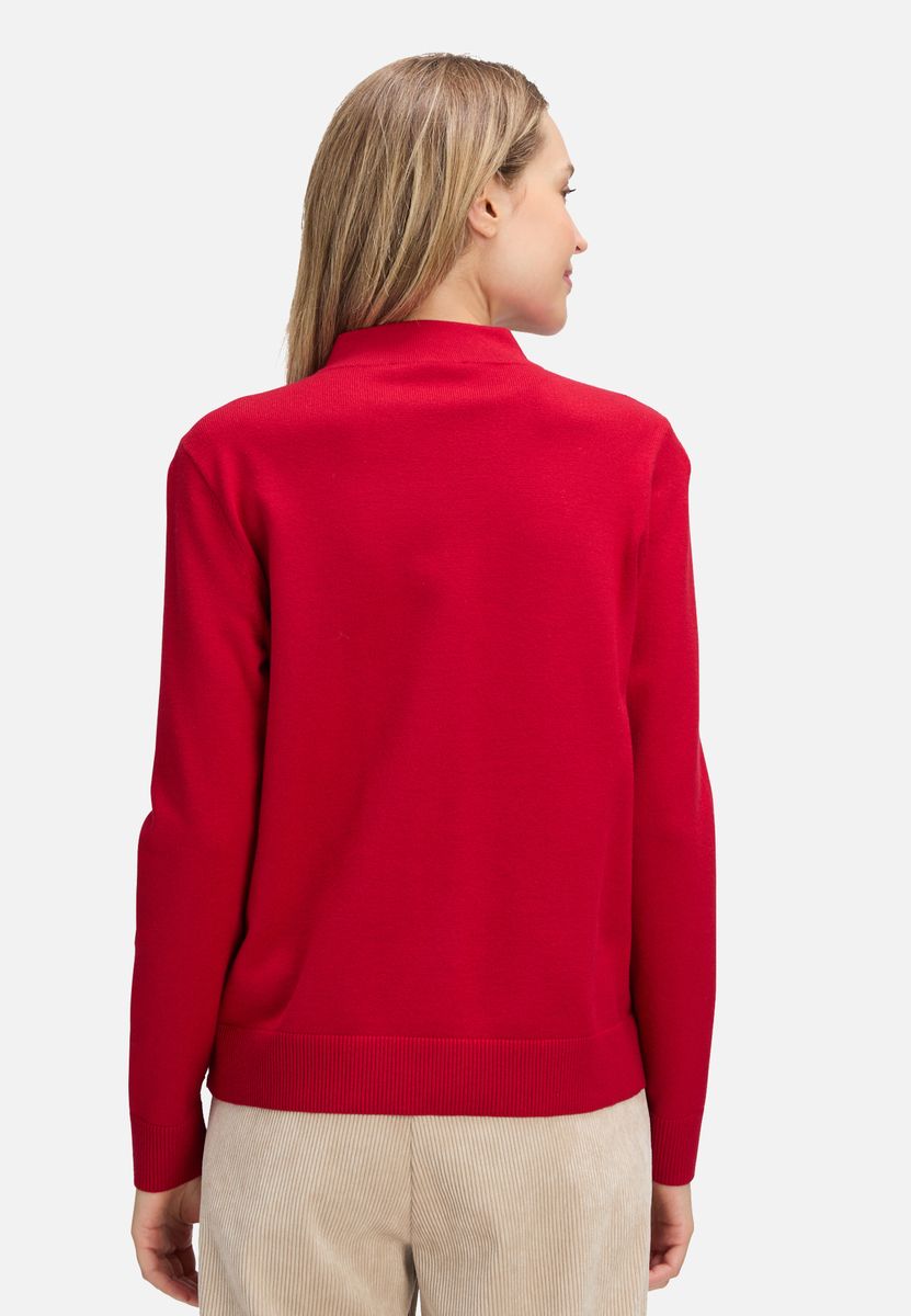 Minimalistischer Strickpullover mit Stehkragen