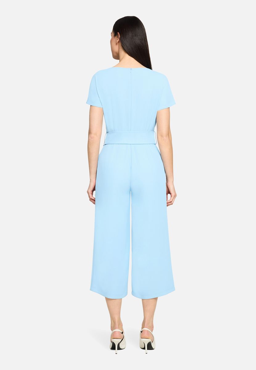 Eleganter Jumpsuit mit weitem Bein