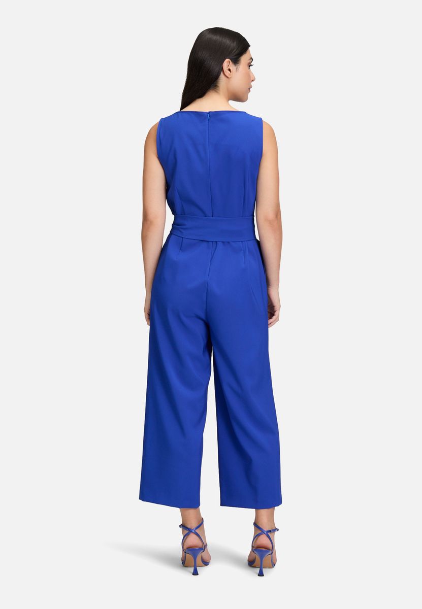 Eleganter Jumpsuit mit weitem Bein
