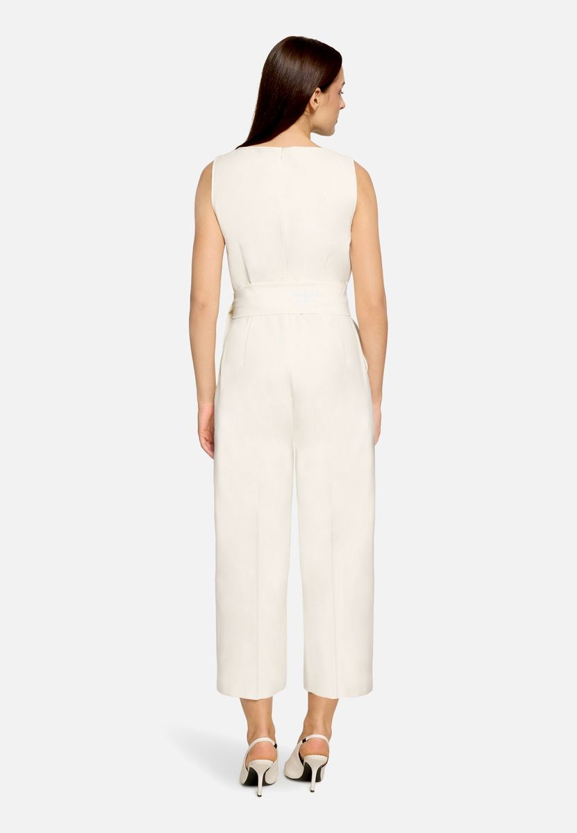 Eleganter Jumpsuit mit weitem Bein