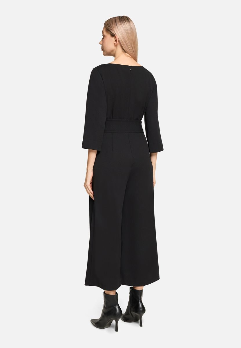 Eleganter Jumpsuit mit weitem Bein