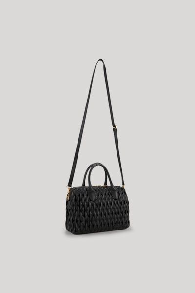 Handtasche aus gerafftem Kunstleder