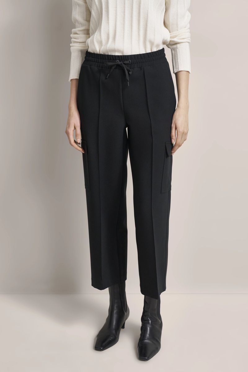 Cargohose mit Bügelfalte und Kordelzug