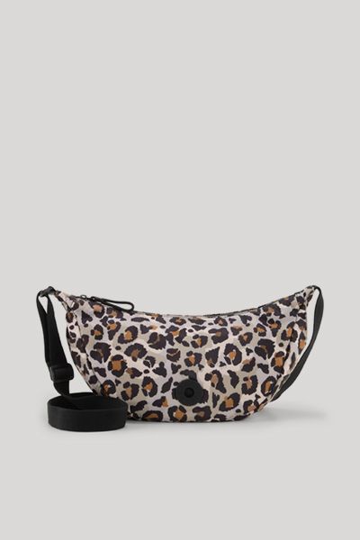 Halbmöndförmige Tasche mit Leopardenmuster