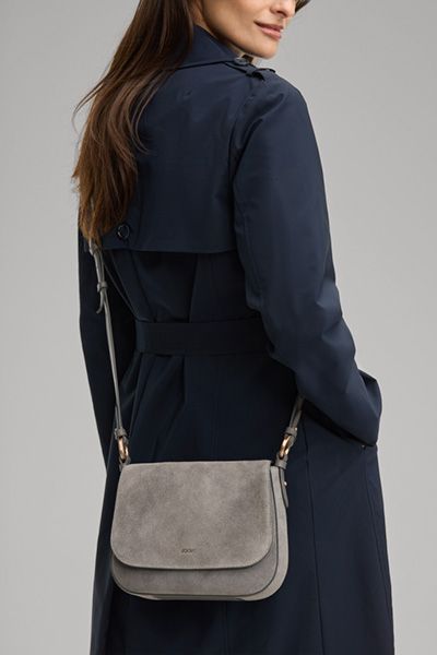 Elegante Wildleder-Umhängetasche mit Überschlag