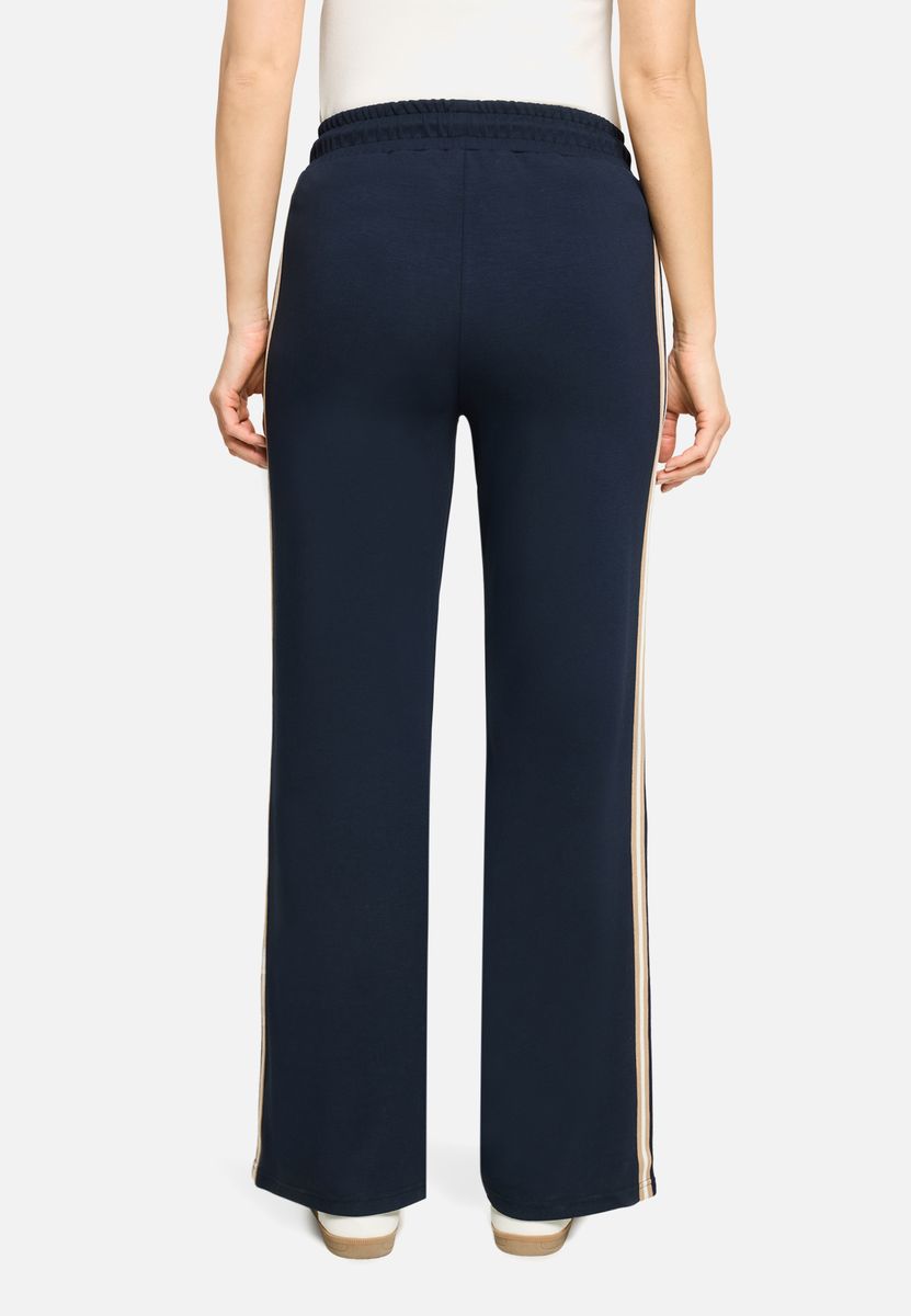 Lässige Schlupfhose mit Seitenstreifen