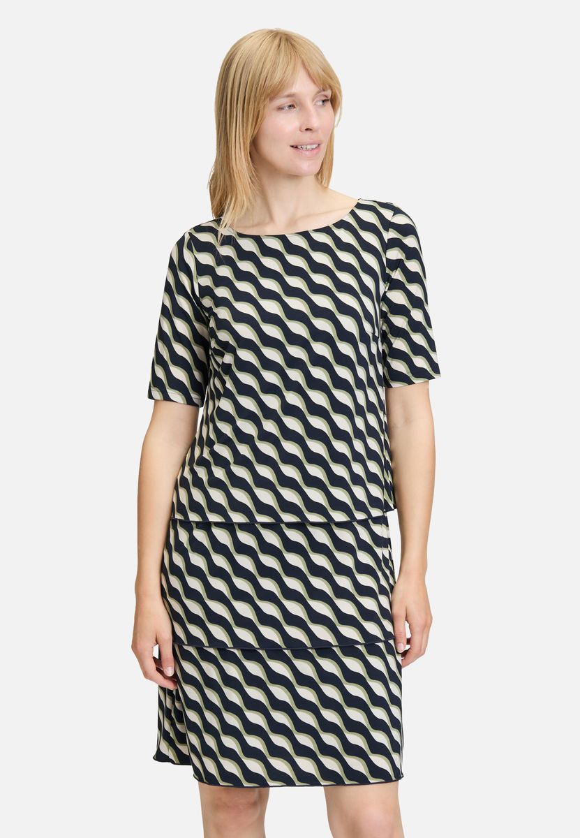 Stufenkleid mit botanischem Print