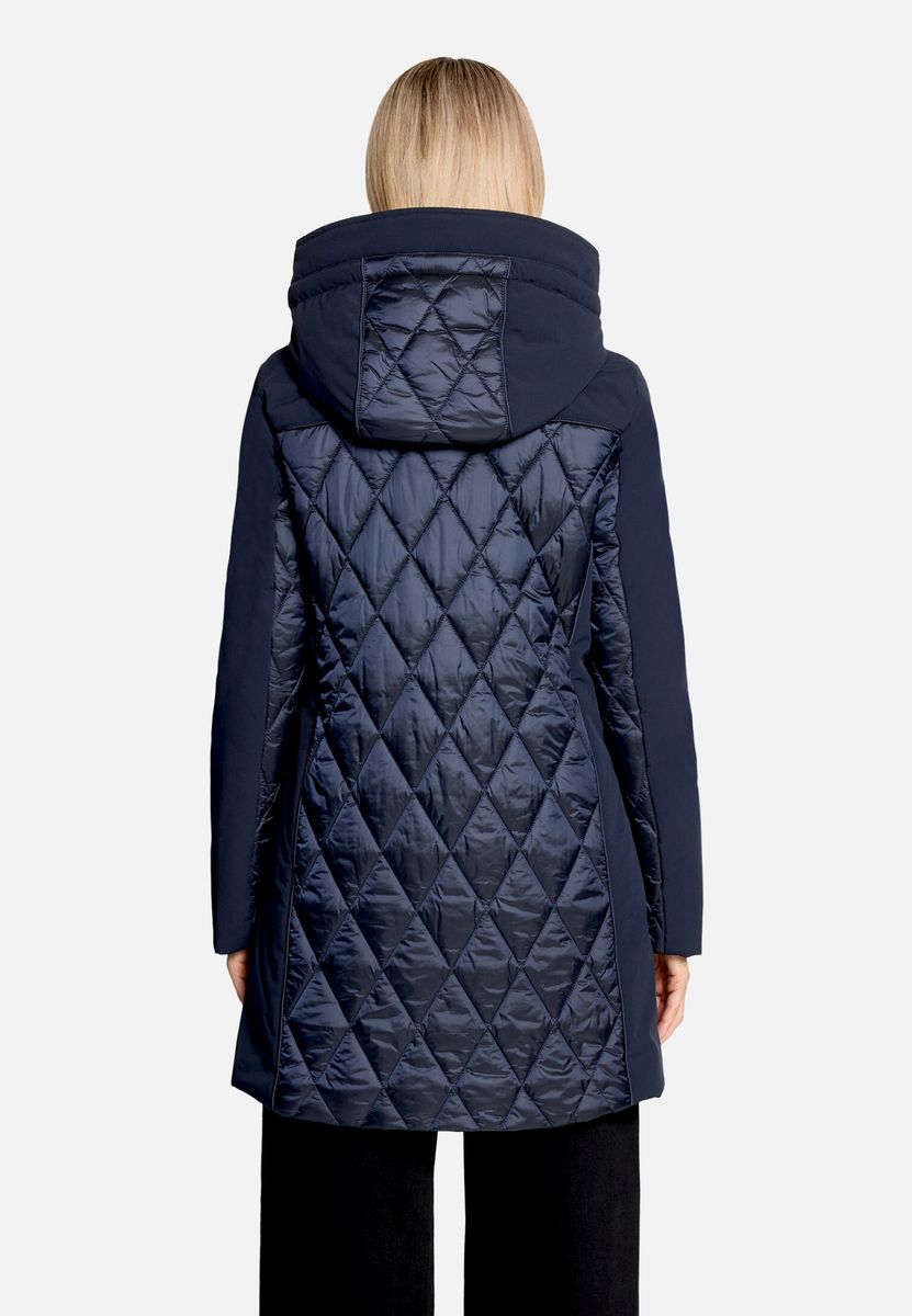 Leichter Outdoor-Parka mit Kapuze