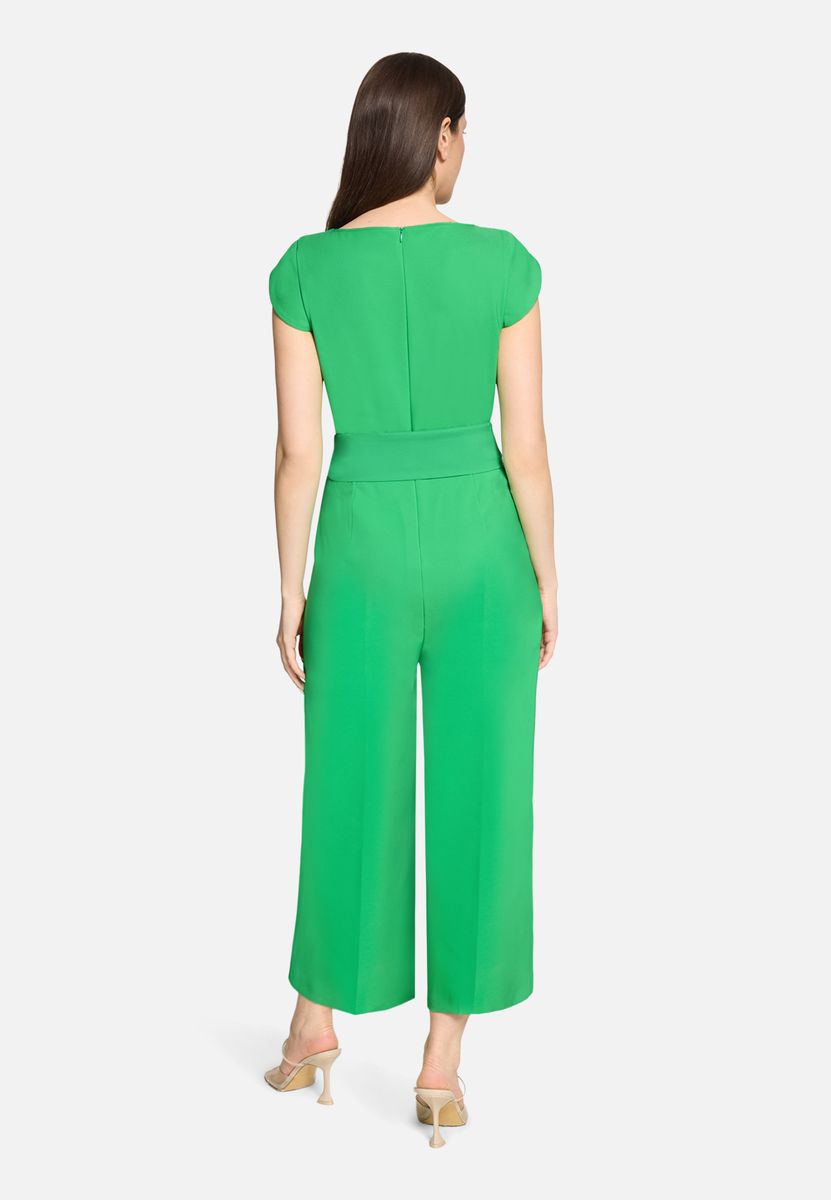 Zweifarbiger Jumpsuit mit weitem Bein
