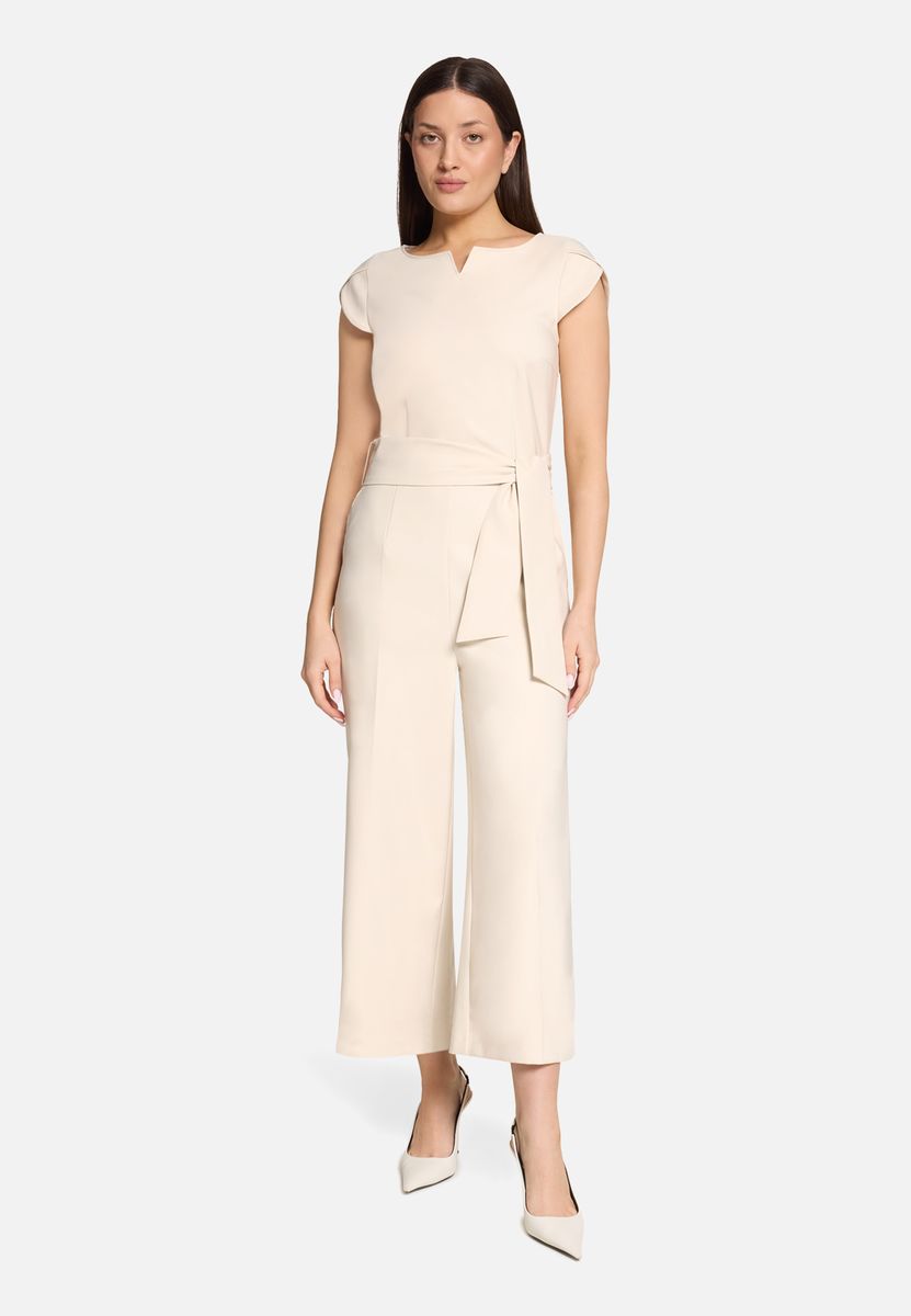 Zweifarbiger Jumpsuit mit weitem Bein