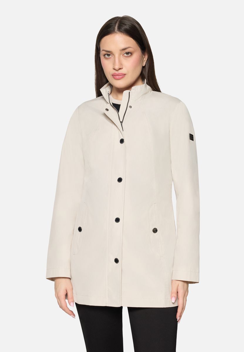 Taillierte Outdoorjacke mit Stehkragen