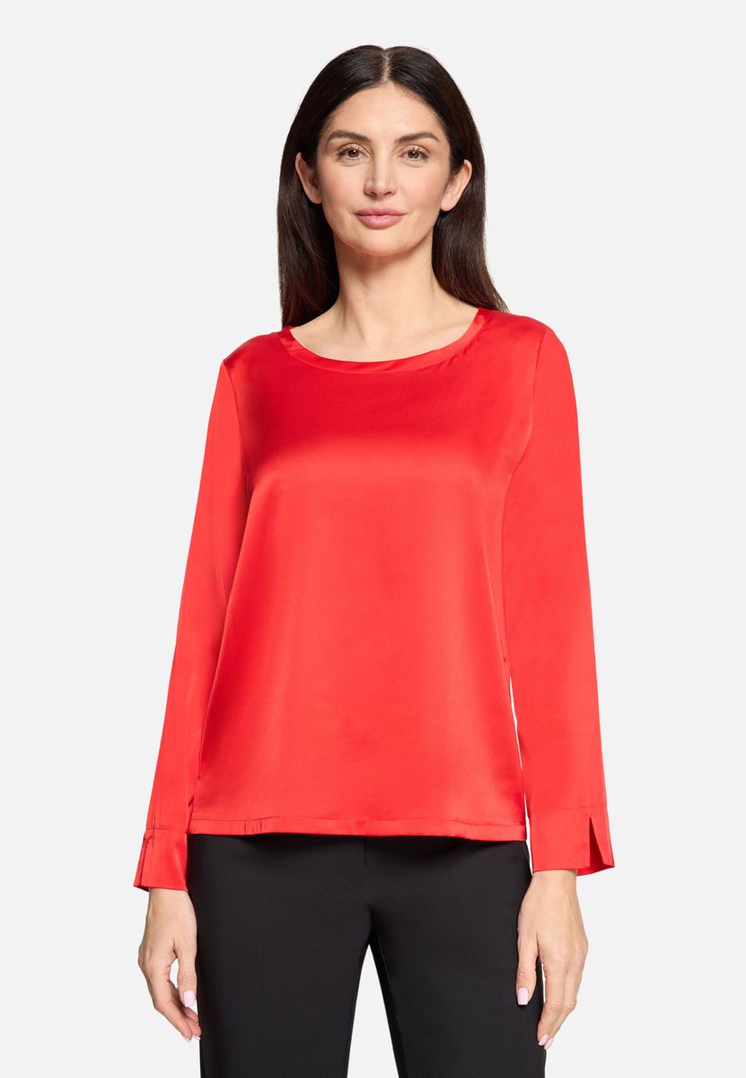 Elegante Satinbluse mit U-Boot-Ausschnitt